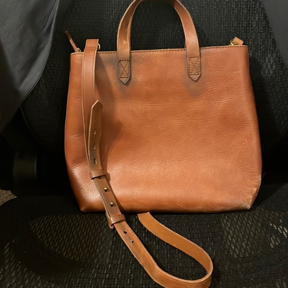 Madewell The Zip-Top Transport Crossbody English Saddle